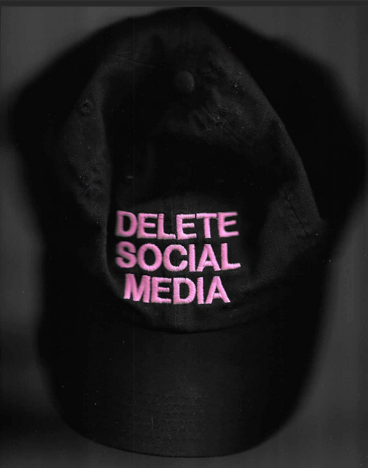 DELETE SOCIAL MEDIA HAT
